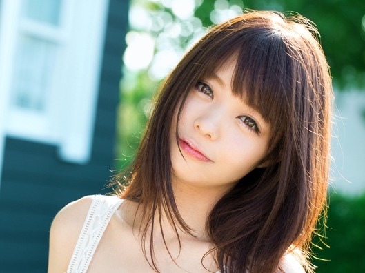 【控えめボディの素人娘】 貧乳ちゃん大集合！ 制服や体育着でロリ系エッチ♡ キュートな笑顔でチ○ポをパクッ！