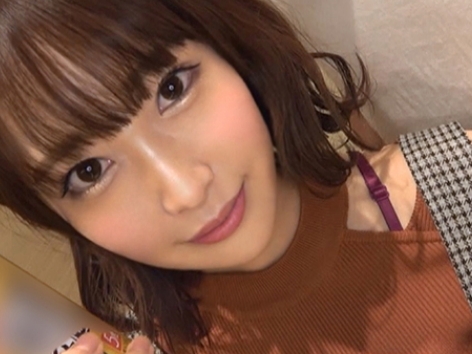 【騎乗位美少女】超絶激カワ娘がチンコに跨り大胆に腰振り！美乳とスレンダーボディを揺らし、肉棒に感じまくる姿がエロすぎて大興奮間違いなし！♡