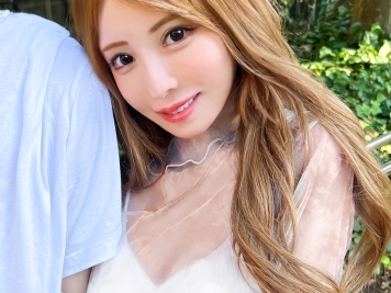 【彼氏の友達に寝取られた巨乳彼女】『やだ…でも気持ちいい…』張りのある美巨乳とクビレがエロすぎる彼女が、彼氏の友達に誘惑され、細い腰をくねらせながら他人棒に乱れまくる！彼氏の目の前で裏切りのセックスに溺れる姿が最高にエロい！♡