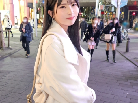 【関西弁美少女の初々しい喘ぎ】キュートな方言女子をゲット！ホテルでデカチン挿入、美尻を揺らしながら感じまくる姿に興奮MAX！♡