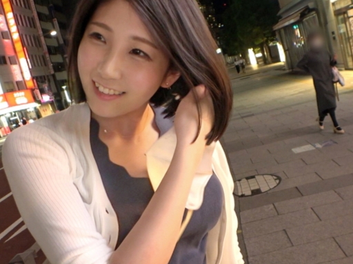 【巨乳ナンパ】上品なキャリアウーマンを口説き落とす！スーツを脱いだら隠れ巨乳の美乳おっぱいがポロリ！チンコはもうギンギンで即ハメSEX！♡