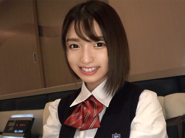 【制服美少女の過激な誘惑】『見て…♡』おまんこ＆アナル丸見えのくぱぁ披露！ヌルヌルまんこがチ○ポを飲み込み、激しく腰を振る制服娘の淫乱プレイに興奮必至！