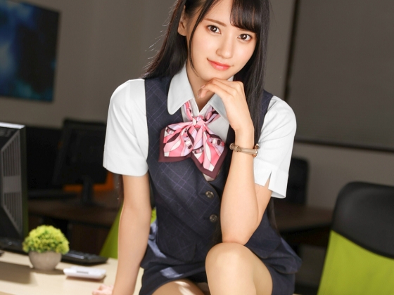 【OLの裏顔】エチエチなスーツ姿の働くお姉さんがオフィスで大胆に！スレンダーなボディをビンビンのチンコで激しく突きまくり、仕事中のストレスをエロエロに発散！可愛い顔してエッチなギャップに興奮間違いなし！♡