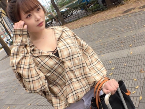 【美巨乳美少女の敏感マンコ大噴射】『ダメ…止まらない…』キュートな女の子が激しく責められ、ビクビク感じる敏感ボディ！マン筋を刺激され、我慢できずに大量の汁を吹き散らす！