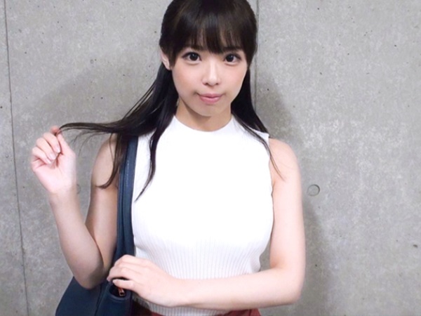 【JDの淫乱覚醒】『えっ、もう1本…？』激カワ女子大生が3Pで大胆変貌！最初は恥ずかしがってたのに、チンポ2本を両手に握りしめ、メス顔でイキまくるエロ女子大生♡