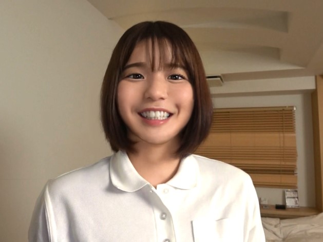 【ロリ巨乳美少女の激震エッチ】『あんっ…おっぱい気持ちいい…』あどけない顔した美少女が巨乳揺らして喘ぎまくり！自慢の美乳を激しく責められ、最後はたっぷりぶっかけフィニッシュ！！♡