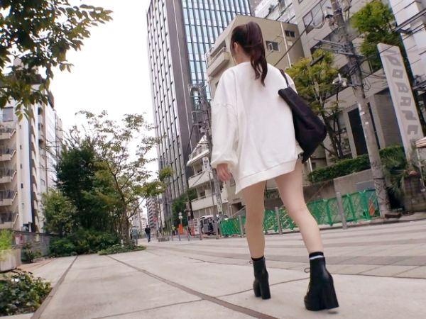 【アイドル志望の色白美少女】『もっと…欲しい…』オナニーじゃ満足できない敏感ボディがAVで大暴走！快楽に溺れ、止まらない潮のシャワー♡ アイドル候補生の秘めたエロさ全開！