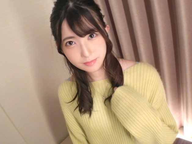 【白肌美乳スレンダー娘と生ハメ】『気持ち良すぎる…』眩しい白肌と美乳がたまらないスレンダームスメを激しく愛撫！濡れ濡れマンコにフル勃起チンポをねじ込み、キレイなカラダを揺らしてイカせまくる！